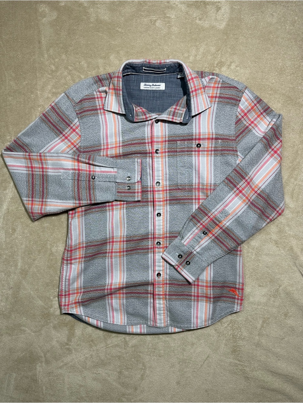 Tommy Bahama Canyon Beach Flannel Men’s M Gray Red Orange Plaid Shirt
